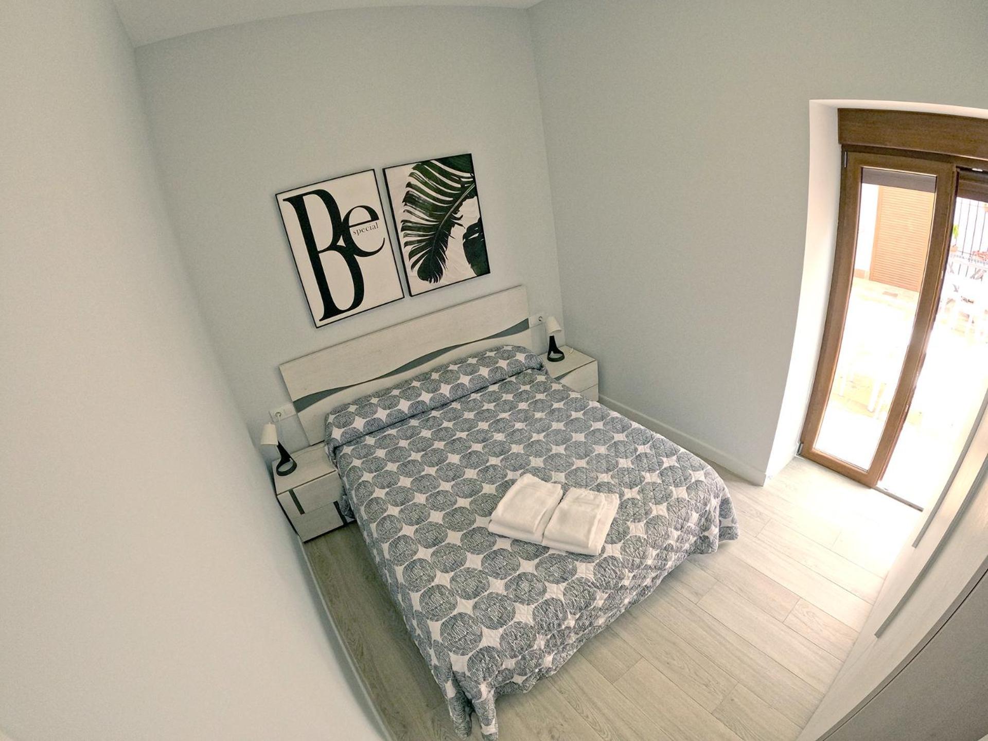 Apartamentos La Encarnacion III ロス・アルカサレス エクステリア 写真