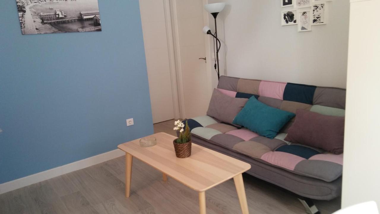 Apartamentos La Encarnacion III ロス・アルカサレス エクステリア 写真