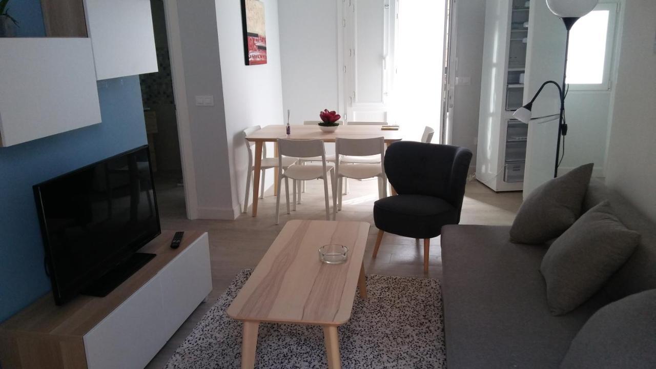 Apartamentos La Encarnacion III ロス・アルカサレス エクステリア 写真